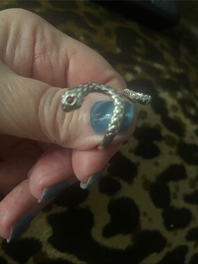 Textured Silver Snake Wrap Ring with Pink Accent Stone Sz adjustable& bead brace